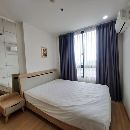 Condo In Bangkok With Swimming Pool Near Malls And Train Exteriör bild